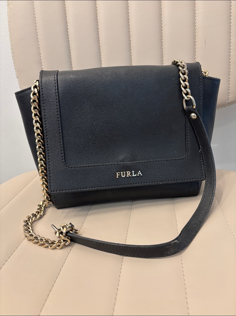Furla Leather Crossbody Bag GUC